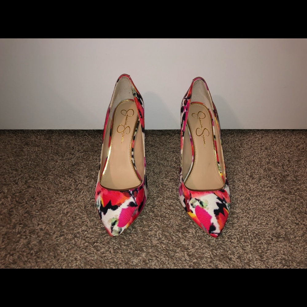 Jessica Simpson Floral Pumps